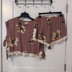 Umgee two-piece set